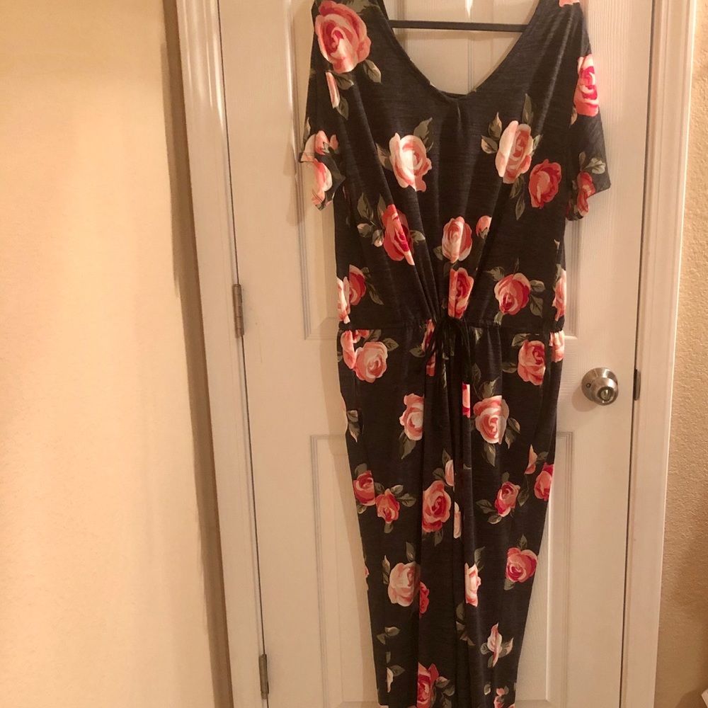 LuLaRoe Zoe Jumper - dark heather gray, pink roses